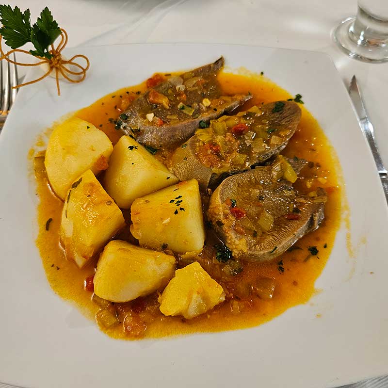 Lengua de res a la jardinera